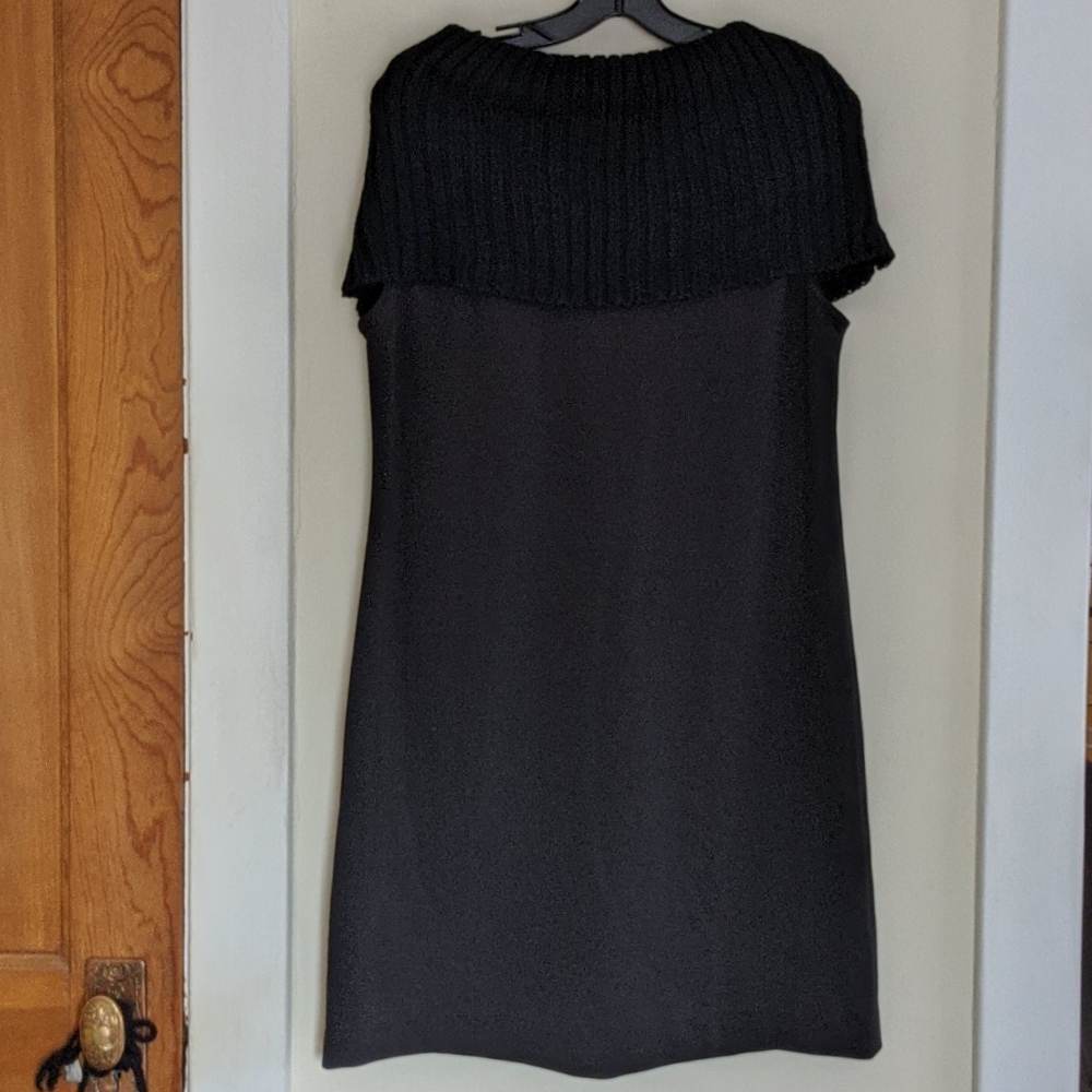 Calvin Klein Midi Oversized  Knit Collar Dress size Large